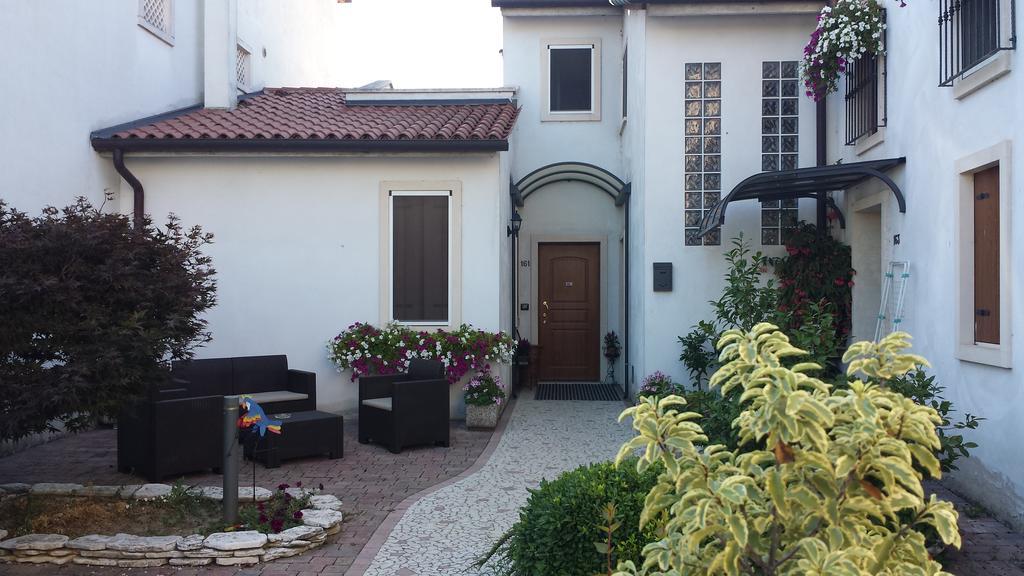 Appartamento Acero Rosso Vicenza Buitenkant foto